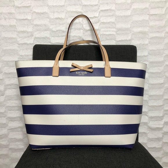 kate spade Handbags - Kate Spade Sawyer Street large navy tote bag